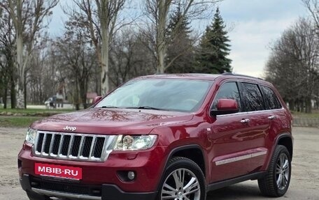 Jeep Grand Cherokee, 2012 год, 2 050 000 рублей, 2 фотография