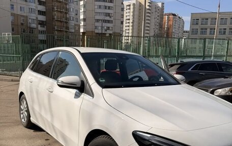 Mercedes-Benz B-Класс, 2020 год, 2 350 000 рублей, 1 фотография