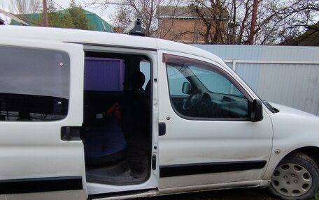 Peugeot Partner II рестайлинг 2, 2011 год, 400 000 рублей, 7 фотография