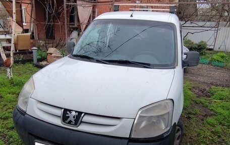 Peugeot Partner II рестайлинг 2, 2011 год, 400 000 рублей, 2 фотография