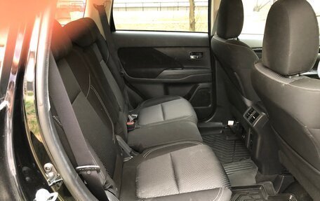 Mitsubishi Outlander III рестайлинг 3, 2021 год, 2 599 000 рублей, 9 фотография