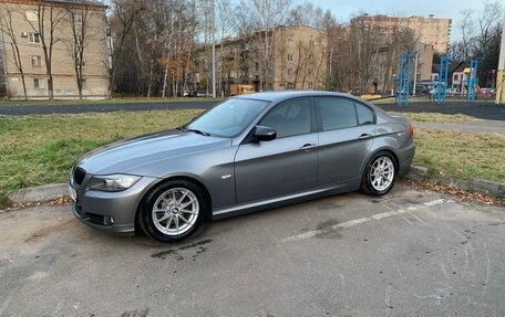 BMW 3 серия, 2010 год, 1 070 000 рублей, 11 фотография