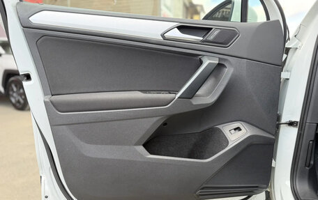 Volkswagen Tiguan II, 2019 год, 2 700 000 рублей, 14 фотография