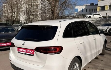 Mercedes-Benz B-Класс, 2020 год, 2 350 000 рублей, 3 фотография