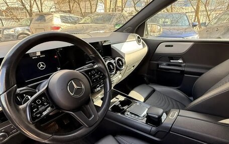 Mercedes-Benz B-Класс, 2020 год, 2 350 000 рублей, 13 фотография