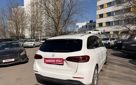 Mercedes-Benz B-Класс, 2020 год, 2 350 000 рублей, 17 фотография