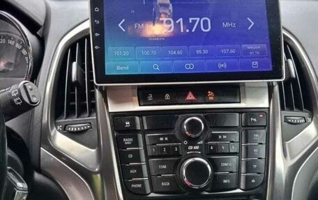 Opel Astra J, 2011 год, 650 000 рублей, 8 фотография