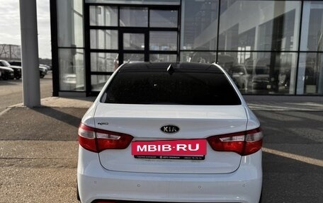 KIA Rio III рестайлинг, 2012 год, 800 000 рублей, 10 фотография