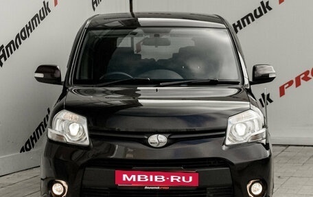 Toyota Sienta I, 2012 год, 980 000 рублей, 2 фотография