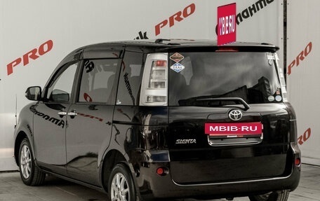 Toyota Sienta I, 2012 год, 980 000 рублей, 5 фотография