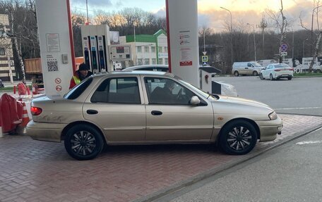 KIA Sephia II, 1998 год, 105 000 рублей, 2 фотография