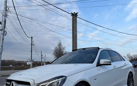 Mercedes-Benz E-Класс, 2015 год, 2 200 000 рублей, 3 фотография