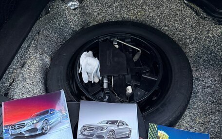 Mercedes-Benz E-Класс, 2015 год, 2 200 000 рублей, 14 фотография