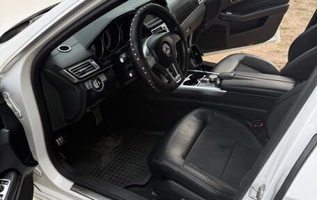 Mercedes-Benz E-Класс, 2015 год, 2 200 000 рублей, 15 фотография