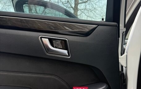 Mercedes-Benz E-Класс, 2015 год, 2 200 000 рублей, 28 фотография