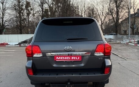 Toyota Land Cruiser 200, 2013 год, 3 800 000 рублей, 3 фотография