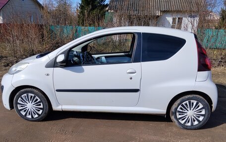 Peugeot 107 I рестайлинг, 2012 год, 420 000 рублей, 2 фотография