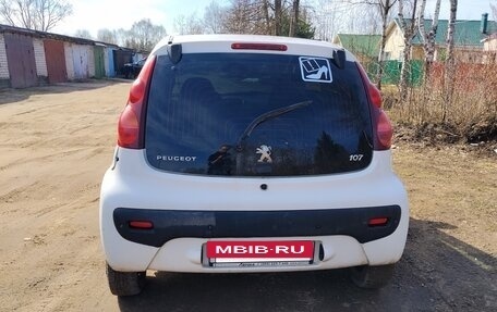 Peugeot 107 I рестайлинг, 2012 год, 420 000 рублей, 6 фотография