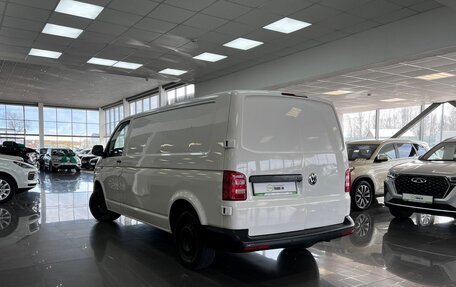 Volkswagen Transporter T6 рестайлинг, 2019 год, 1 995 000 рублей, 6 фотография