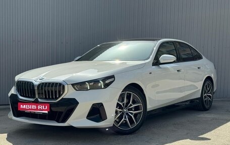 BMW 5 серия, 2025 год, 7 280 000 рублей, 1 фотография