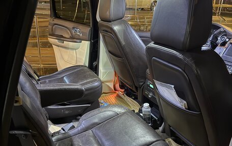 Cadillac Escalade III, 2010 год, 1 899 000 рублей, 8 фотография