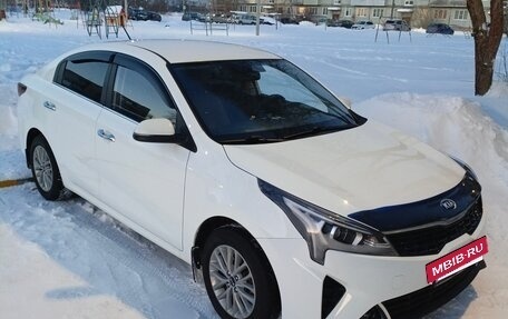 KIA Rio IV, 2020 год, 1 670 000 рублей, 7 фотография