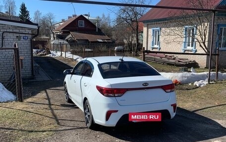 KIA Rio IV, 2018 год, 1 250 000 рублей, 4 фотография