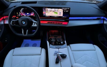 BMW 5 серия, 2025 год, 7 280 000 рублей, 24 фотография