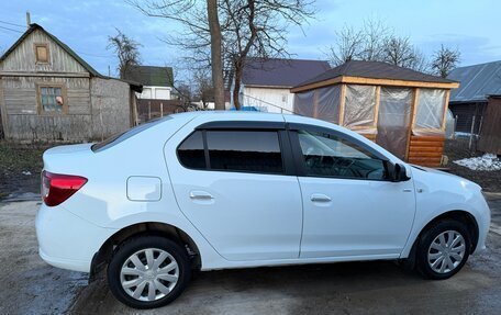 Renault Logan II, 2017 год, 465 000 рублей, 7 фотография