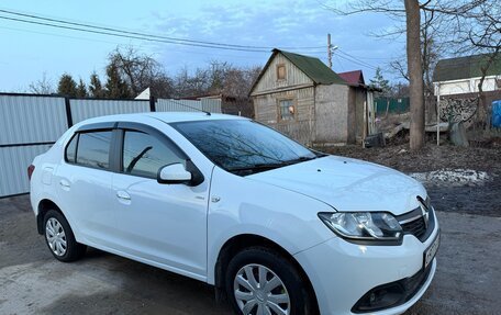 Renault Logan II, 2017 год, 465 000 рублей, 9 фотография
