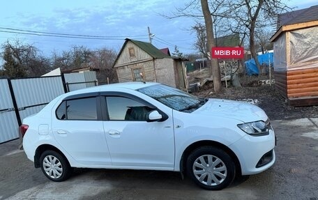 Renault Logan II, 2017 год, 465 000 рублей, 8 фотография