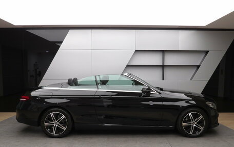 Mercedes-Benz C-Класс, 2019 год, 4 730 000 рублей, 24 фотография