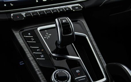 Geely Atlas, 2023 год, 2 200 000 рублей, 24 фотография