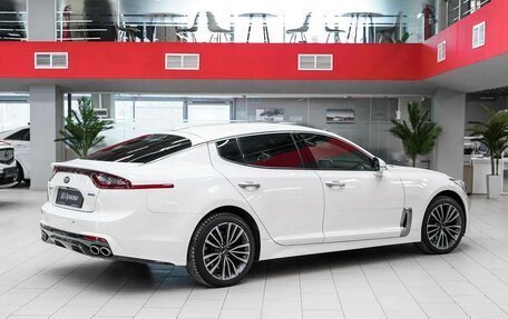 KIA Stinger I, 2018 год, 2 250 000 рублей, 4 фотография