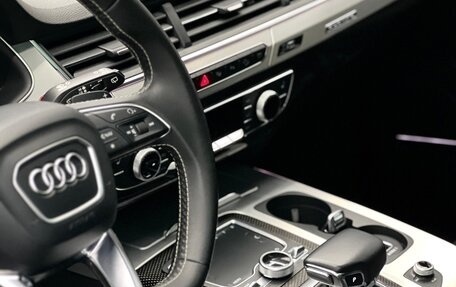 Audi SQ7, 2018 год, 9 100 000 рублей, 23 фотография