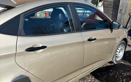 Hyundai Solaris II рестайлинг, 2014 год, 920 000 рублей, 6 фотография