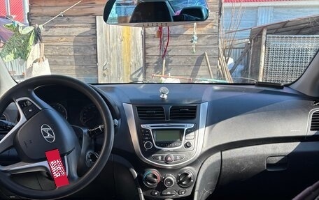 Hyundai Solaris II рестайлинг, 2014 год, 920 000 рублей, 8 фотография