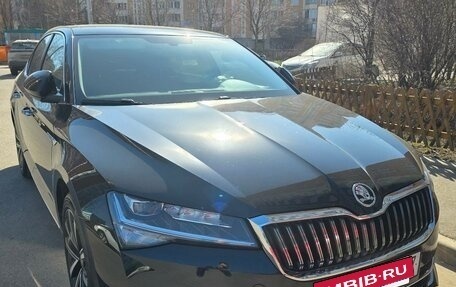 Skoda Superb III рестайлинг, 2025 год, 3 000 000 рублей, 3 фотография