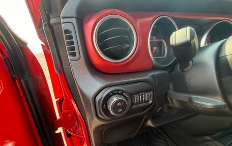 Jeep Wrangler, 2022 год, 5 500 000 рублей, 26 фотография