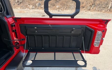 Jeep Wrangler, 2022 год, 5 500 000 рублей, 34 фотография