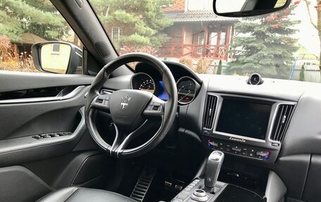 Maserati Levante I, 2019 год, 6 299 000 рублей, 9 фотография
