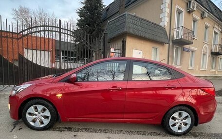 Hyundai Solaris II рестайлинг, 2014 год, 1 050 000 рублей, 3 фотография