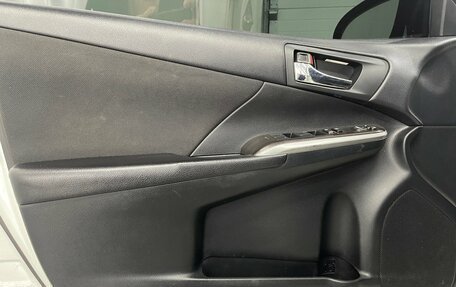 Toyota Camry, 2015 год, 1 779 000 рублей, 14 фотография