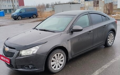 Chevrolet Cruze II, 2011 год, 650 000 рублей, 1 фотография