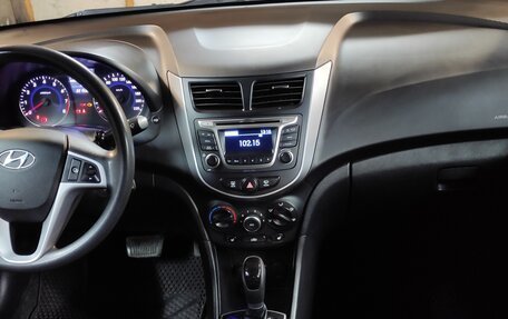 Hyundai Solaris II рестайлинг, 2015 год, 1 150 000 рублей, 11 фотография