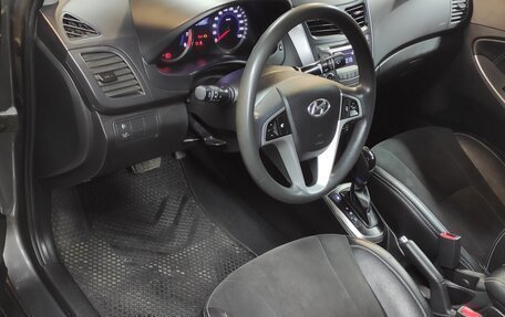 Hyundai Solaris II рестайлинг, 2015 год, 1 150 000 рублей, 10 фотография