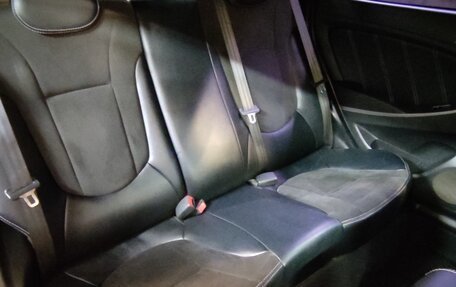 Hyundai Solaris II рестайлинг, 2015 год, 1 150 000 рублей, 17 фотография