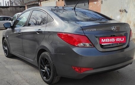 Hyundai Solaris II рестайлинг, 2015 год, 1 150 000 рублей, 7 фотография