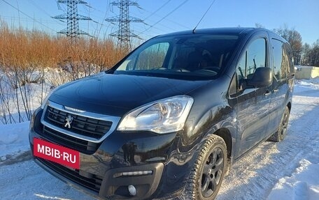 Peugeot Partner II рестайлинг 2, 2021 год, 1 650 000 рублей, 3 фотография