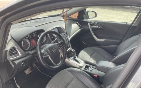 Opel Astra J, 2011 год, 910 000 рублей, 4 фотография